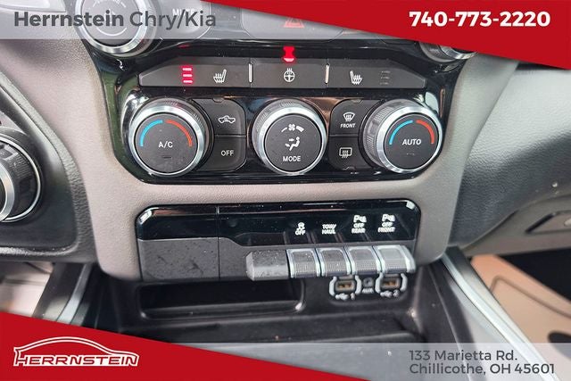 2022 RAM 1500 Big Horn Crew Cab 4x4 5'7' Box