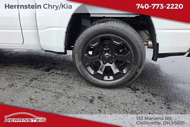 2022 RAM 1500 Big Horn Crew Cab 4x4 5'7' Box