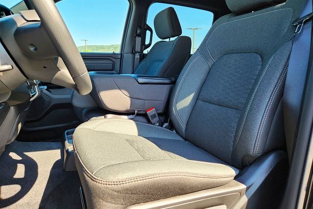 2027 RAM Ram 1500 Base