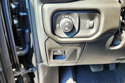 2027 RAM Ram 1500 Base