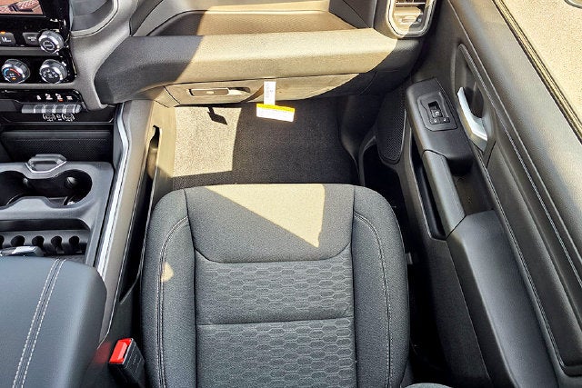 2027 RAM Ram 1500 Base