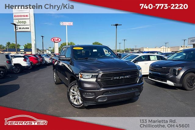 2023 RAM 1500 Laramie Crew Cab 4x4 5'7' Box