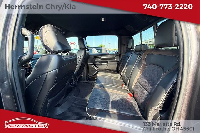 2023 RAM 1500 Laramie Crew Cab 4x4 5'7' Box