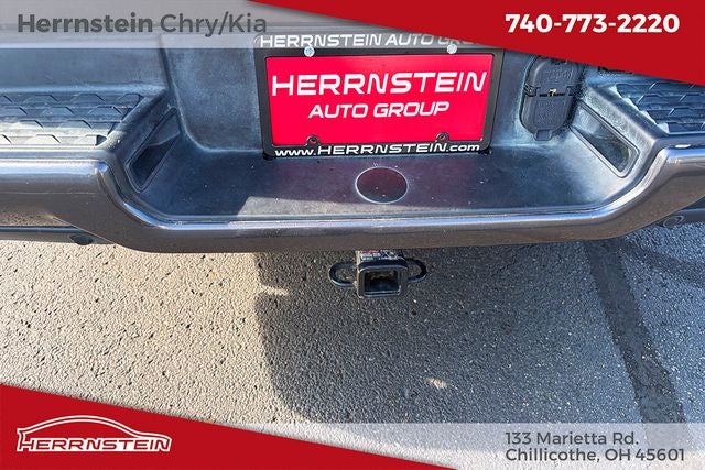 2023 RAM 1500 Laramie Crew Cab 4x4 5'7' Box