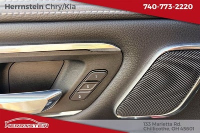 2023 RAM 1500 Laramie Crew Cab 4x4 5'7' Box