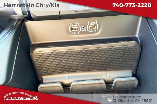 2023 RAM 1500 Laramie Crew Cab 4x4 5'7' Box