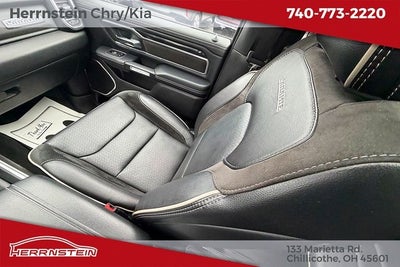 2022 RAM 1500 Laramie Crew Cab 4x4 5'7' Box