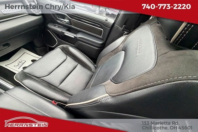 2022 RAM 1500 Laramie Crew Cab 4x4 5'7' Box