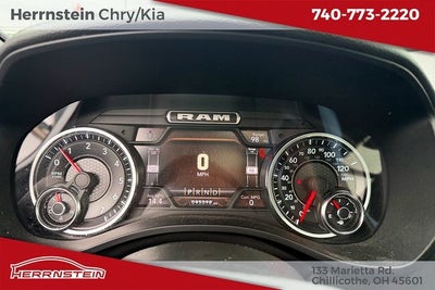 2022 RAM 1500 Laramie Crew Cab 4x4 5'7' Box