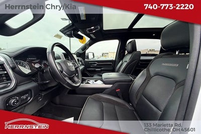 2022 RAM 1500 Laramie Crew Cab 4x4 5'7' Box