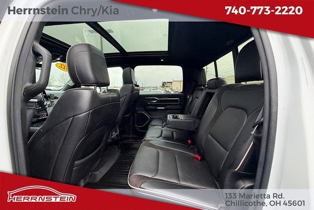 2022 RAM 1500 Laramie Crew Cab 4x4 5'7' Box