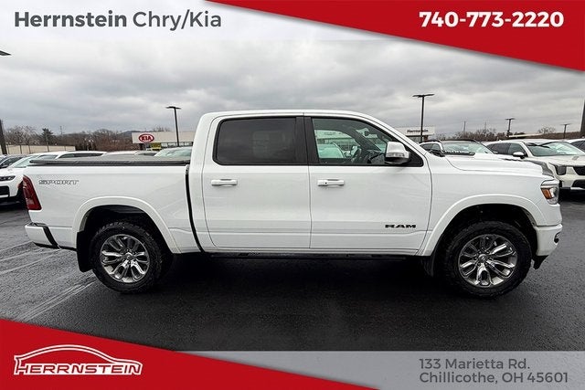 2022 RAM 1500 Laramie Crew Cab 4x4 5'7' Box