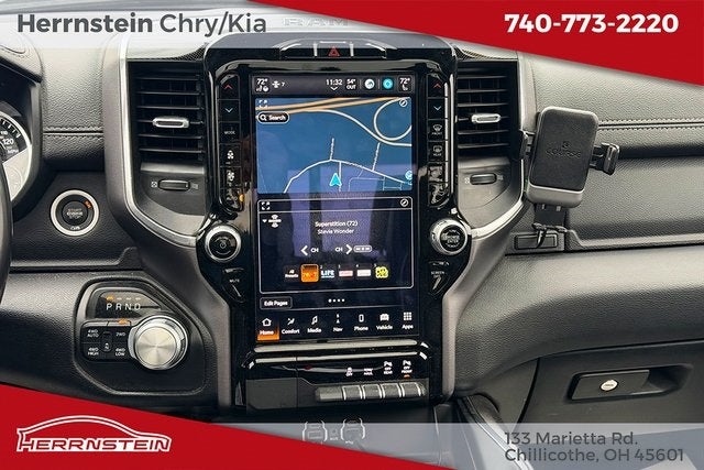 2022 RAM 1500 Laramie Crew Cab 4x4 5'7' Box