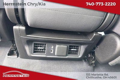 2023 Chevrolet Silverado 1500 4WD Crew Cab Short Bed LT with 2FL