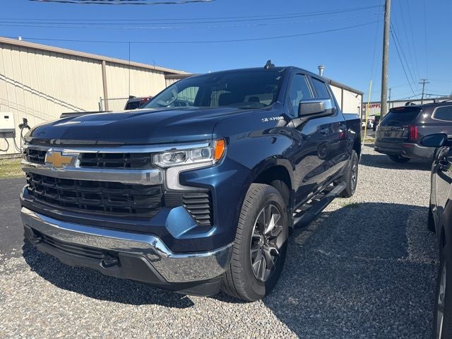 2022 Chevrolet Silverado 1500 4WD Crew Cab Short Bed LT with 2FL
