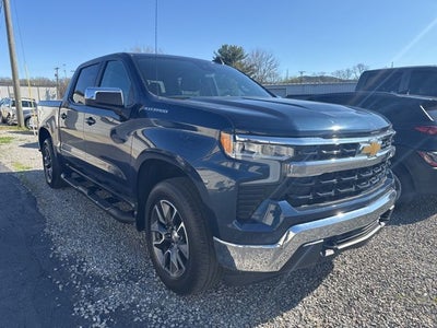 2022 Chevrolet Silverado 1500 4WD Crew Cab Short Bed LT with 2FL