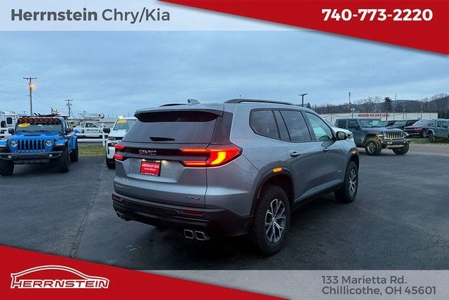 2025 GMC Acadia AWD AT4