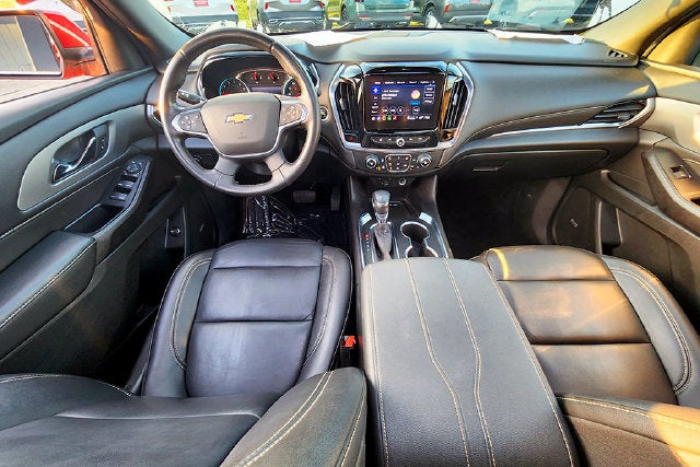 2022 Chevrolet Traverse LT Leather