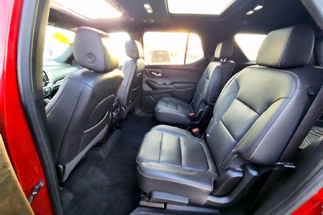 2022 Chevrolet Traverse LT Leather