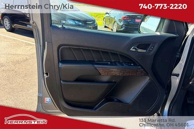 2022 GMC Canyon 4WD Crew Cab Short Box Denali