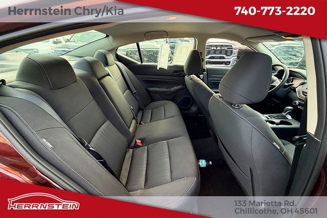 2025 Nissan Altima SV FWD