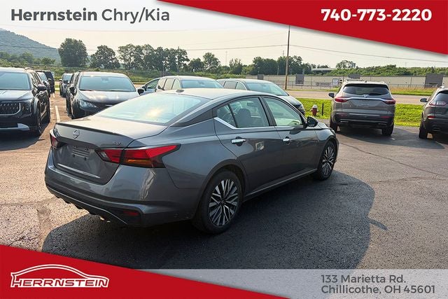 2024 Nissan Altima SV FWD