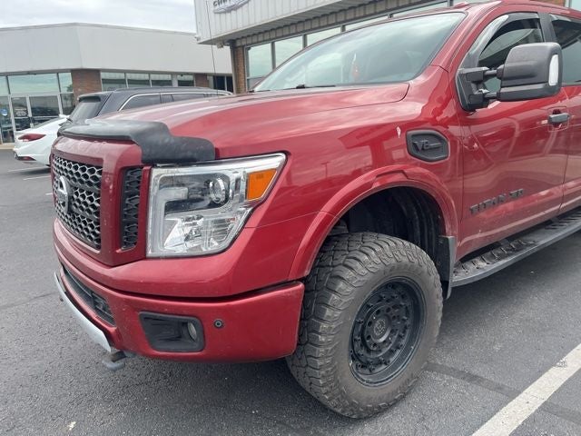 2018 Nissan TITAN XD PRO-4X Gas