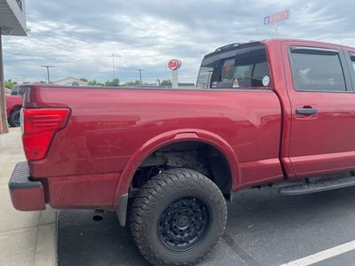2018 Nissan TITAN XD PRO-4X Gas