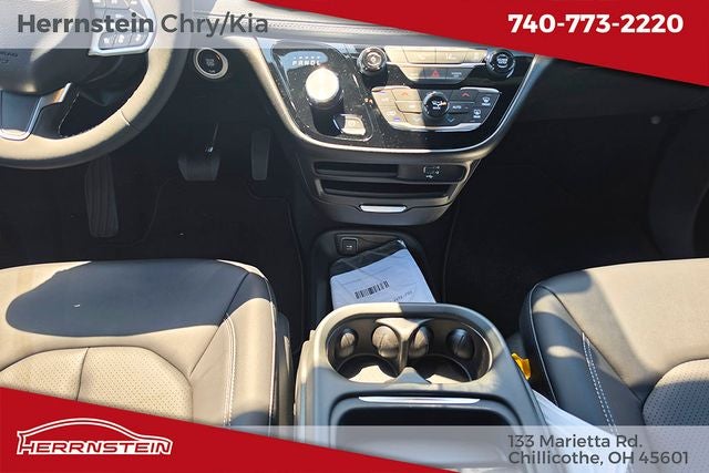 2027 Chrysler Pacifica PACIFICA SELECT