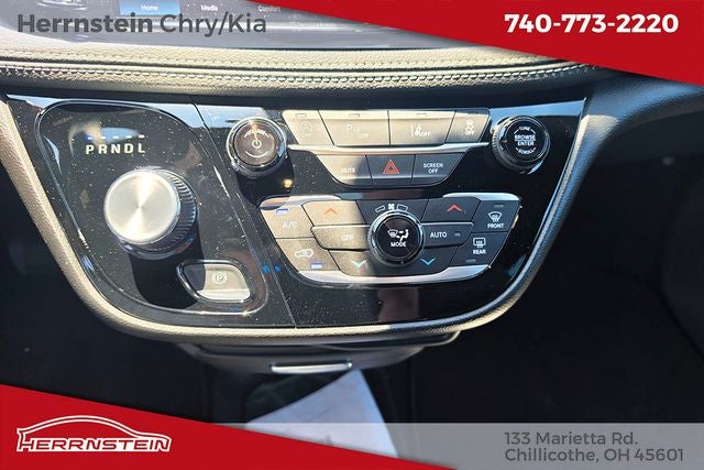 2027 Chrysler Pacifica PACIFICA SELECT