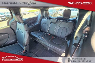 2027 Chrysler Pacifica PACIFICA SELECT