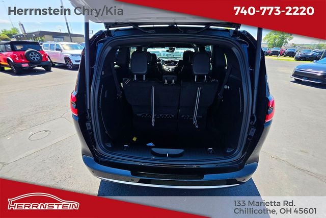 2027 Chrysler Pacifica PACIFICA SELECT