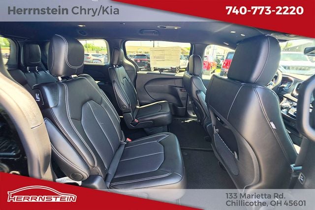 2027 Chrysler Pacifica PACIFICA SELECT