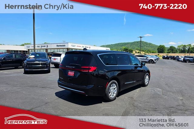 2027 Chrysler Pacifica PACIFICA SELECT