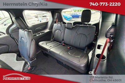 2027 Chrysler Pacifica PACIFICA SELECT