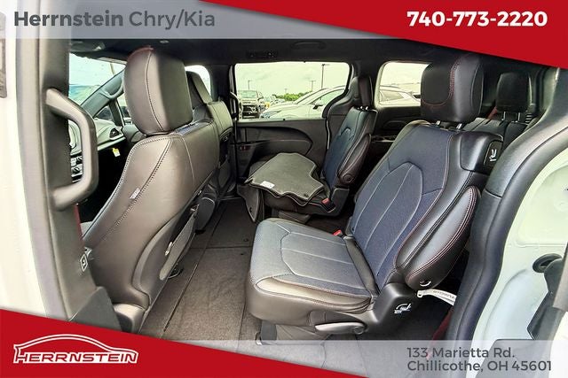 2027 Chrysler Pacifica PACIFICA SELECT