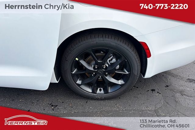 2027 Chrysler Pacifica PACIFICA SELECT
