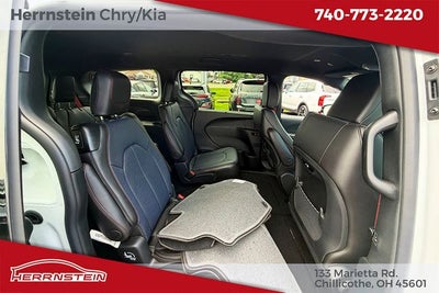 2027 Chrysler Pacifica PACIFICA SELECT