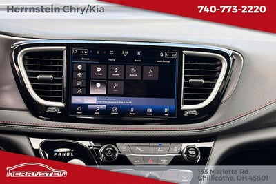 2027 Chrysler Pacifica PACIFICA SELECT
