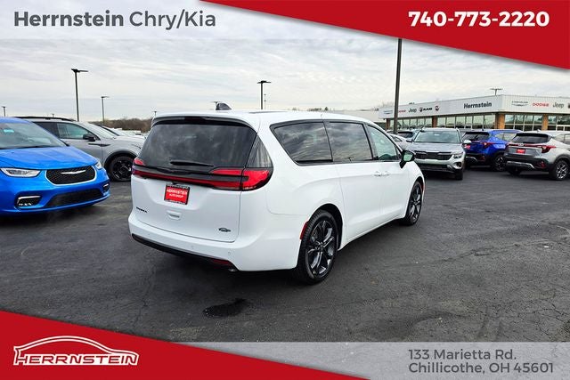 2026 Chrysler Pacifica PACIFICA SELECT