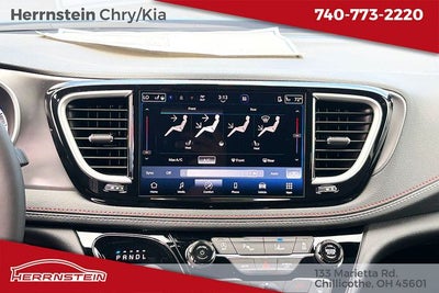 2027 Chrysler Pacifica PACIFICA SELECT