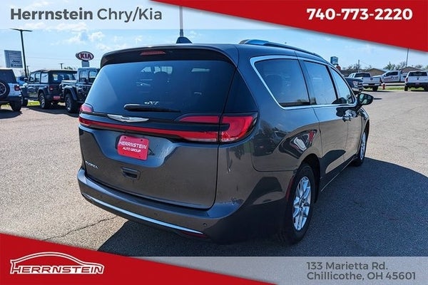 2021 Chrysler Pacifica Touring L in Chillicothe, OH - Herrnstein Auto Group