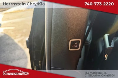 2026 Chrysler Voyager VOYAGER LX