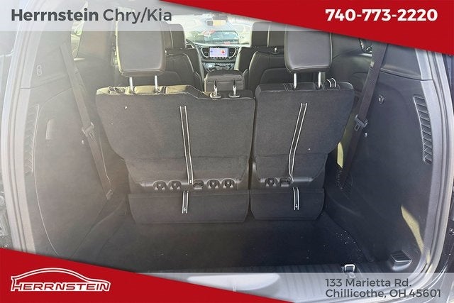 2026 Chrysler Voyager VOYAGER LX