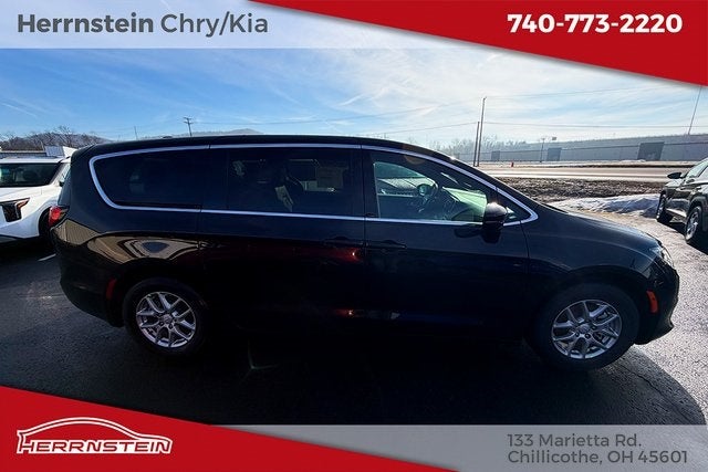 2026 Chrysler Voyager VOYAGER LX