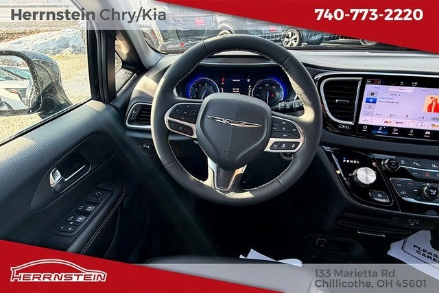 2026 Chrysler Voyager VOYAGER LX