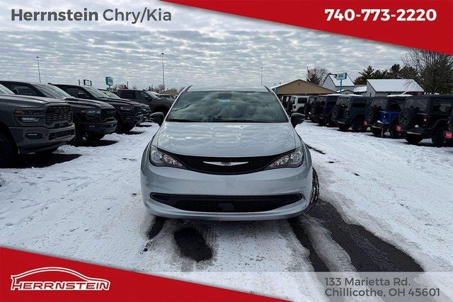 2026 Chrysler Voyager VOYAGER LX