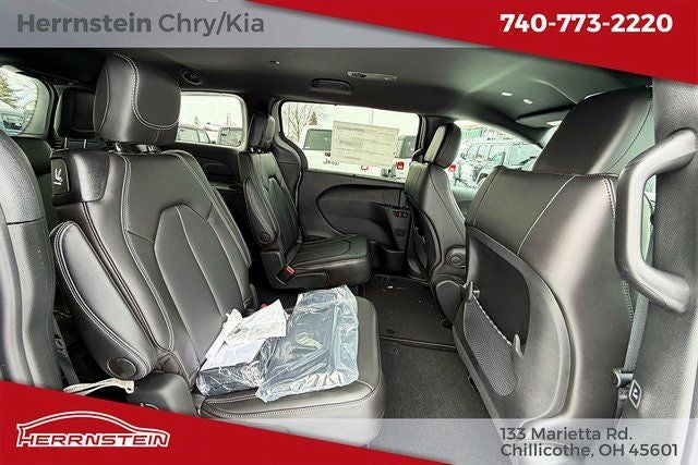 2026 Chrysler Voyager VOYAGER LX