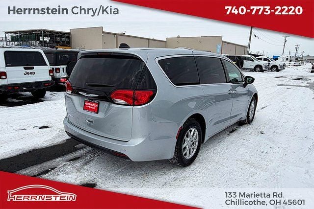 2026 Chrysler Voyager VOYAGER LX