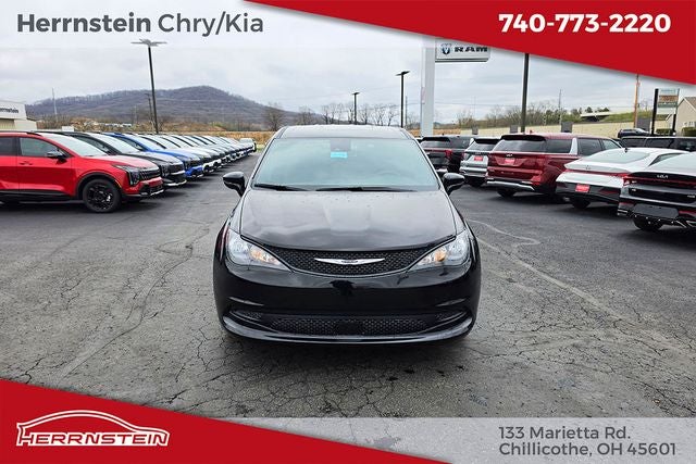 2026 Chrysler Voyager VOYAGER LX